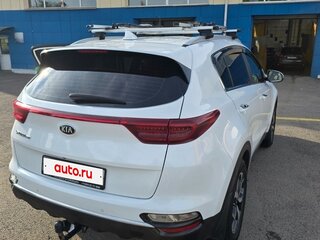 2019 Kia Sportage IV Рестайлинг, белый, 2450000 рублей, вид 4
