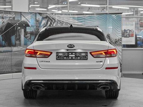 2019 Kia Optima IV Рестайлинг, белый, 1899000 рублей, вид 5