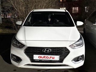 2018 Hyundai Solaris II, белый, 1250000 рублей, вид 2