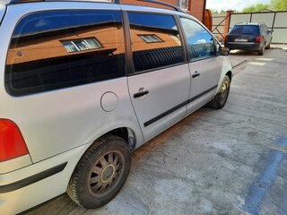 2000 Volkswagen Sharan I Рестайлинг, серебристый, 500000 рублей, вид 3