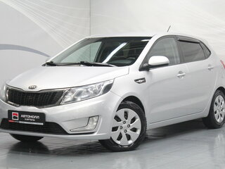 2013 Kia Rio 5-speed III, серебристый, 619000 рублей, вид 1