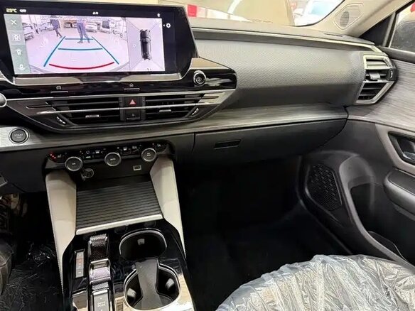 2026 Citroen C5 X, серый, 2400000 рублей - вид 13