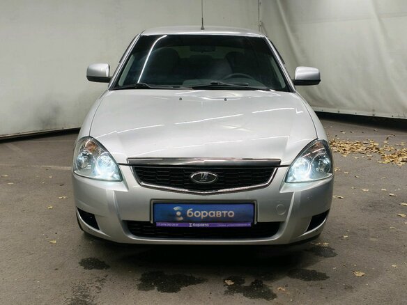 2015 Lada (ВАЗ) Priora I Рестайлинг, серебристый, 520000 рублей - вид 2