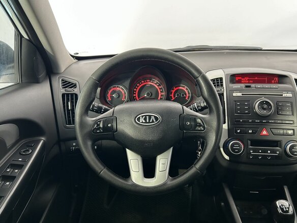 2010 Kia Ceed I, белый, 610000 рублей - вид 16