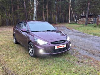 2013 Hyundai Solaris I, фиолетовый, 850000 рублей, вид 3