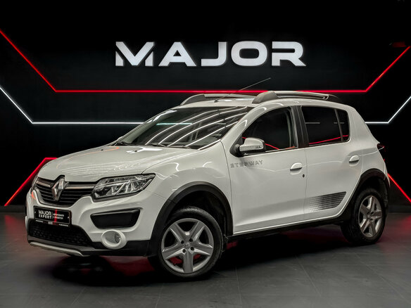 2018 Renault Sandero Stepway II Рестайлинг, белый