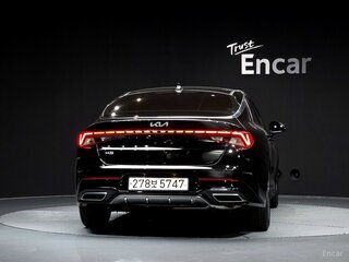 2023 Kia K5 III, чёрный, 2179000 рублей, вид 4