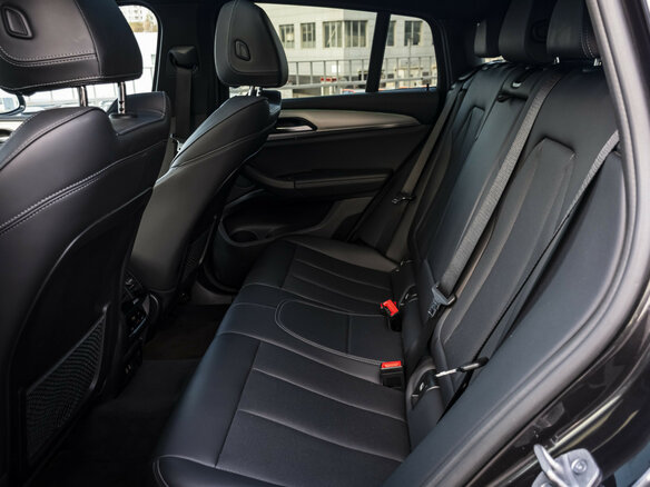 2021 BMW X4 20i II (G02) Рестайлинг, серый, 5679000 рублей - вид 18