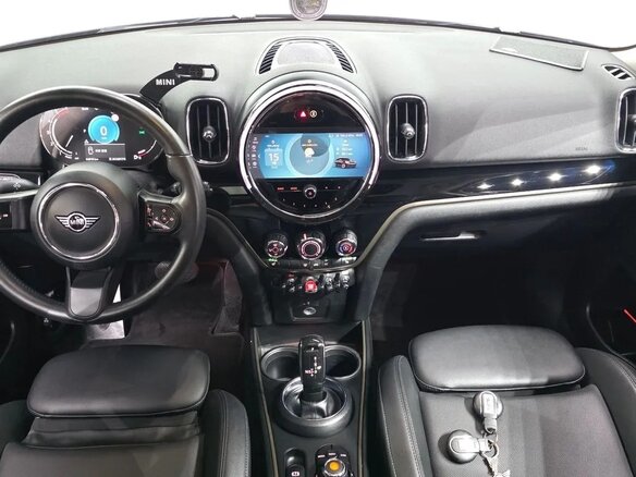 2021 Mini Countryman Cooper D II Рестайлинг, белый, 2549953 рублей - вид 5