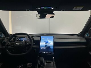 2026 Geely Cityray, серый, 3299990 рублей, вид 4