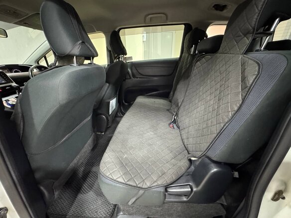 2016 Toyota Sienta II, белый, 1550000 рублей - вид 30