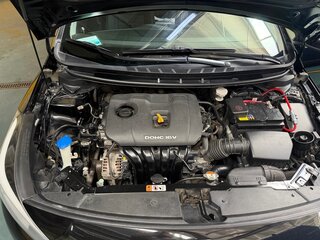 2018 Kia Cerato III Рестайлинг (Classic), чёрный, 1200000 рублей, вид 3