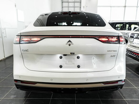 2026 GAC Hyptec HT, белый - вид 6