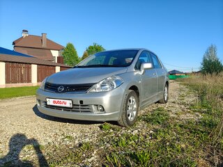 2012 Nissan Tiida I Рестайлинг, серебристый, 525000 рублей, вид 1