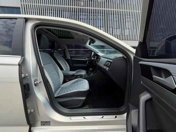 2023 Volkswagen Lavida III Рестайлинг, белый, 1120000 рублей - вид 12