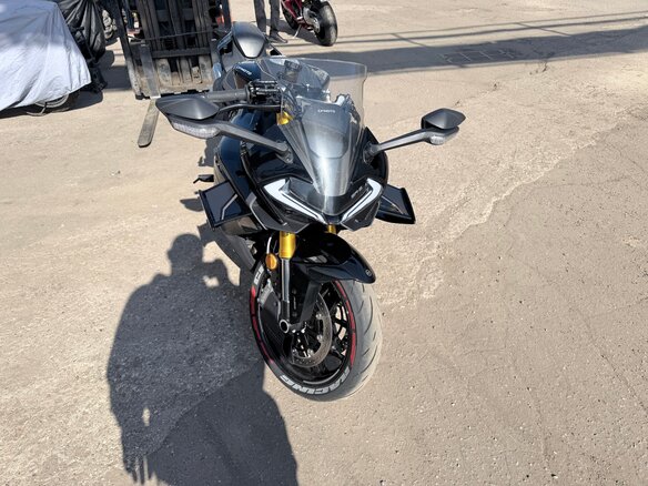 2026 CFMoto 750SR-S, чёрный, 760000 рублей - вид 3