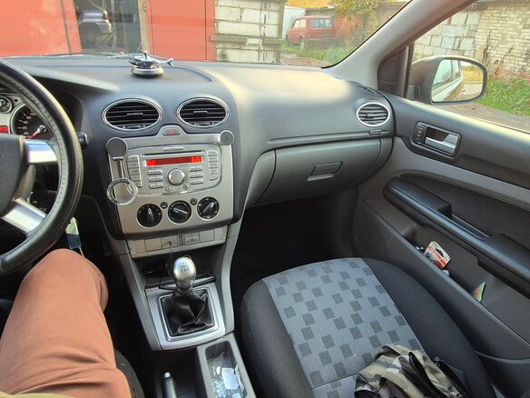 2009 Ford Focus II Рестайлинг, фиолетовый, 560000 рублей - вид 7