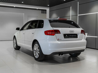 2013 Audi A3 II (8P) Рестайлинг 2, белый, 795000 рублей, вид 5