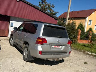 2010 Toyota Land Cruiser 200 Series, серебристый, 3200000 рублей, вид 5