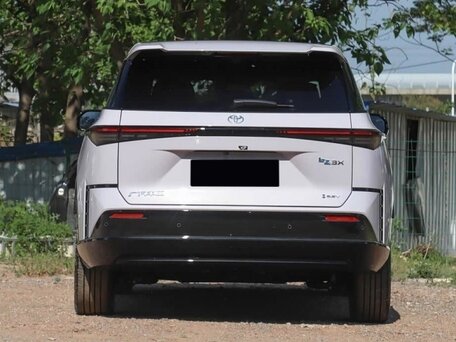 2026 Toyota bZ3X 58.3 kWh, белый, 2797000 рублей, вид 5