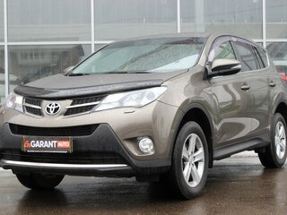 Toyota RAV4 IV (XA40)