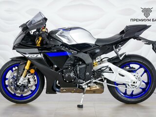 2023 Yamaha YZF-R1M, чёрный, 2649000 рублей, вид 2