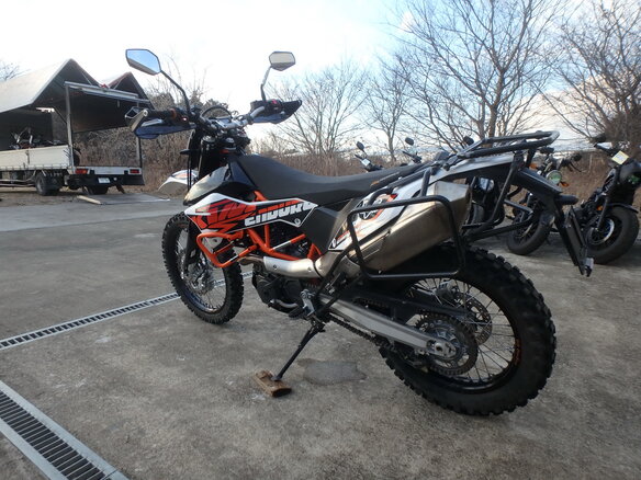 2017 KTM 690 Enduro R, чёрный - вид 7