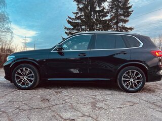 2019 BMW X5 30d IV (G05/G18), чёрный, 7250000 рублей, вид 5