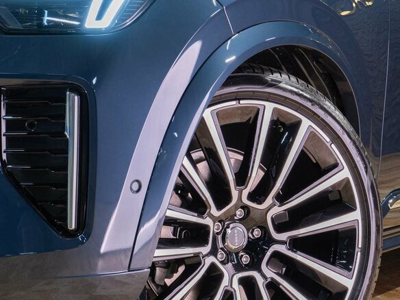 2026 Volvo XC90 B5 II Рестайлинг 2, синий, 10800000 рублей - вид 5