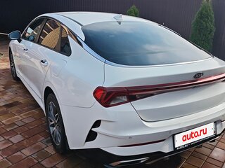 2021 Kia K5 III, белый, 2150000 рублей, вид 3