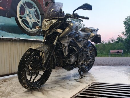 2019 Bajaj Pulsar NS 200, чёрный, 200000 рублей, вид 3