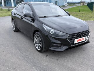 2019 Hyundai Solaris II, чёрный, 950000 рублей, вид 3