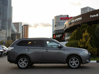 2012 Mitsubishi Outlander III, серый, 1563000 рублей, вид 3