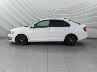 2018 Skoda Rapid I Рестайлинг, белый, 1068000 рублей, вид 4