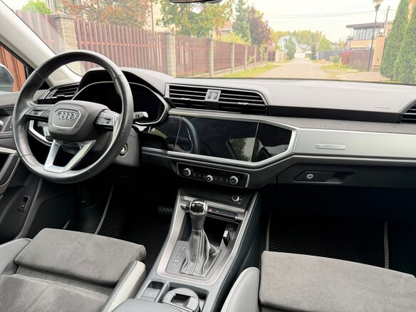 2022 Audi Q3 35 TFSI II (F3), серый, 2520000 рублей - вид 4