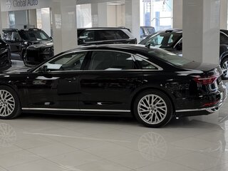 2018 Audi A8 Long 55 TFSI IV (D5), чёрный, 5700000 рублей, вид 4