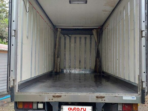 2005 Isuzu Elf (N-series), белый, 1650000 рублей - вид 14