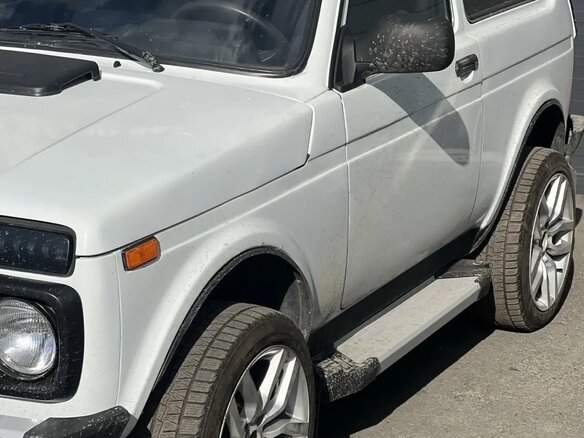 2015 Lada (ВАЗ) 2121 (4x4) I Рестайлинг, белый, 550000 рублей - вид 3