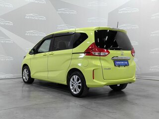 2016 Honda Freed II, жёлтый, 1440000 рублей, вид 2