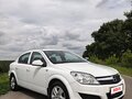 2013 Opel Astra H Рестайлинг, белый, 750000 рублей - вид 2
