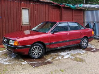 1987 Audi 80 IV (B3), красный, 150000 рублей, вид 1