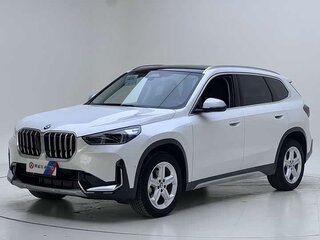 2023 BMW X1 Long 20Li sDrive III (U11/U12), белый, 2800000 рублей, вид 3