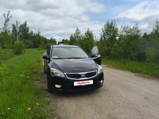 2010 Kia Ceed I Рестайлинг, чёрный, 700000 рублей, вид 2