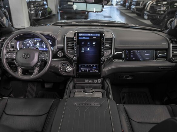 2026 Ram 1500 Crew Cab eTorque V Рестайлинг, чёрный, 11478302 рублей - вид 25