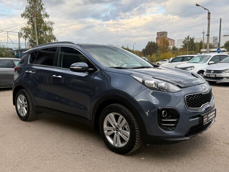 2018 Kia Sportage IV, синий, 1950000 рублей, вид 4