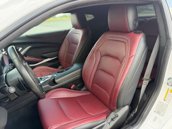 2019 Chevrolet Camaro VI Рестайлинг, белый, 2250000 рублей - вид 22