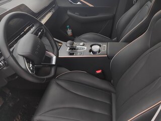 2024 Omoda C5 I, серый, 1900000 рублей, вид 5