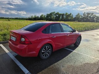 2010 Ford Focus II Рестайлинг, красный, 350000 рублей, вид 2