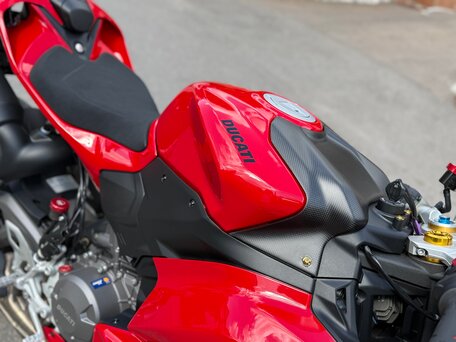 2025 Ducati Panigale V2, красный, 1899000 рублей, вид 5