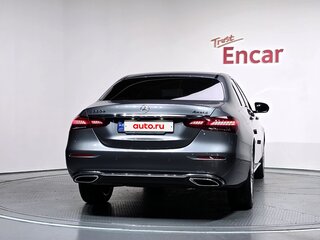 2023 Mercedes-Benz E-Класс 220 d V (W213, S213, C238) Рестайлинг, серый, 4480000 рублей, вид 4